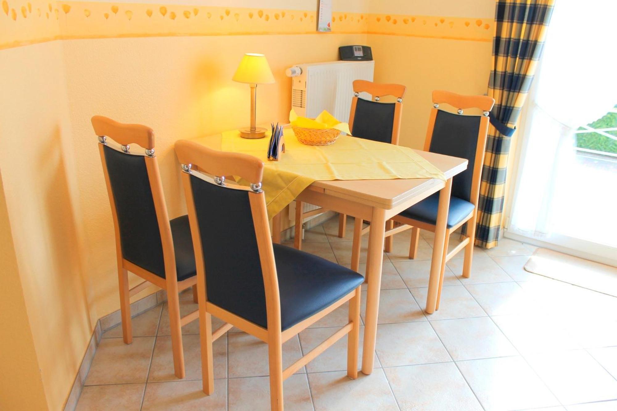 Residenz Am Kurpark - Whg 12 - Familienfreundliche Wohnung, Strandnah Und Zentral Gelegen, Wlan Grömitz المظهر الخارجي الصورة